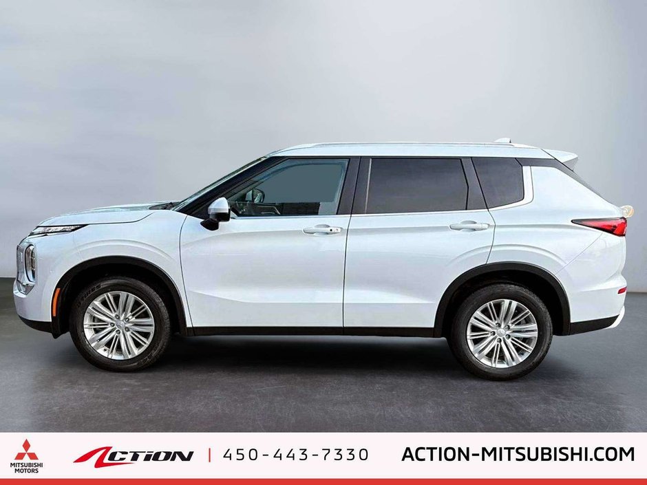 Mitsubishi Outlander LE AWC Jamais Accidenté 1 Proprio Volant Chauffant 2024-1
