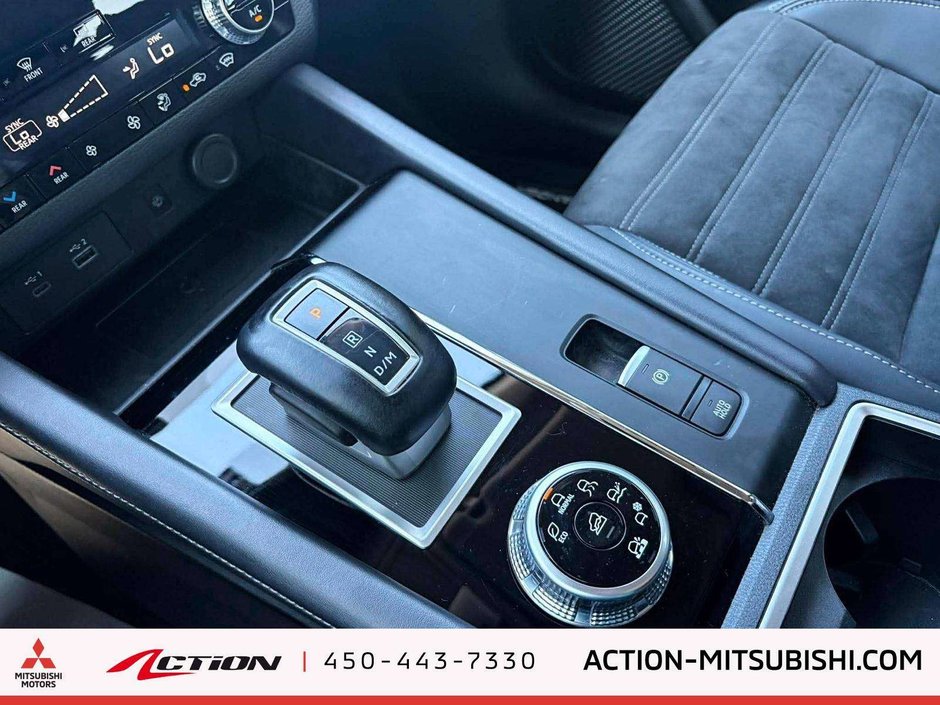 2024 Mitsubishi Outlander LE AWC Carplay Android Auto Mags Sièges Chauffants-24