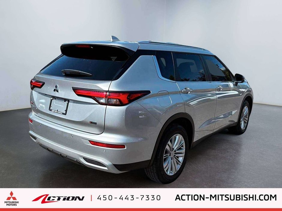 2024 Mitsubishi Outlander LE AWC Carplay Android Auto Mags Sièges Chauffants-4