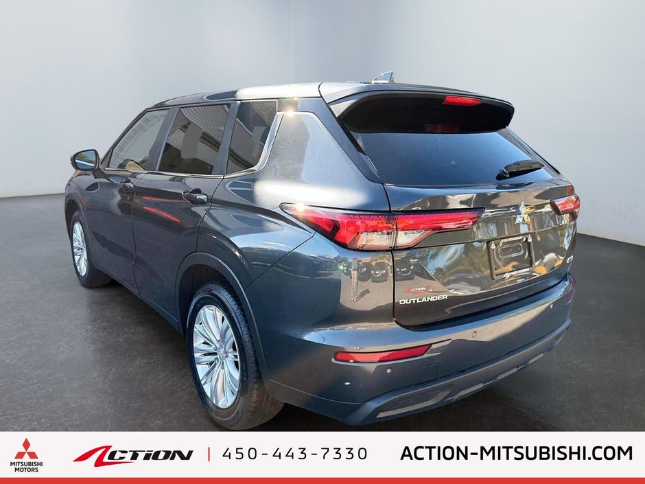 Mitsubishi OUTLANDER ES S-AWC ES 2024-2