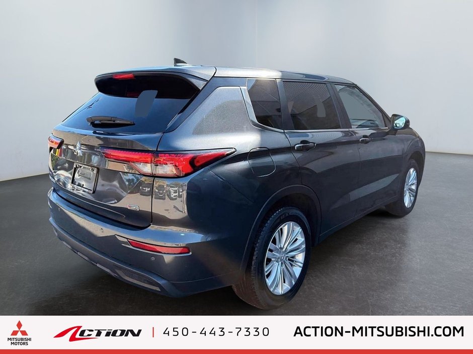 Mitsubishi OUTLANDER ES S-AWC ES 2024-4