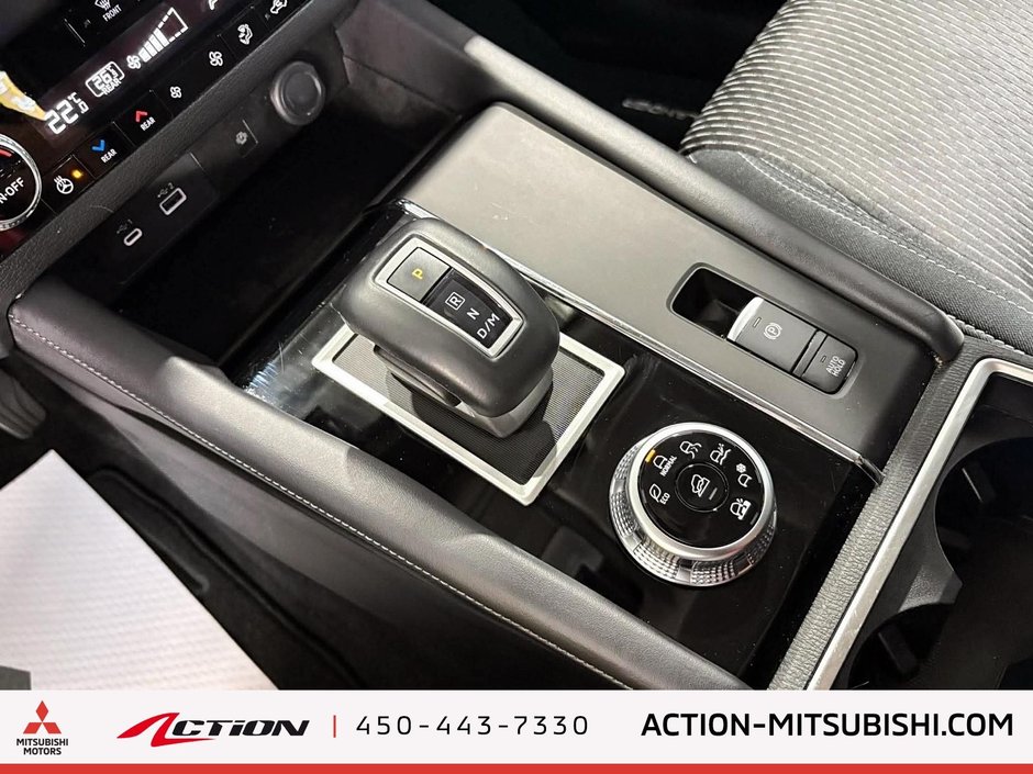 Mitsubishi Outlander SE Toit Pano Apple Carplay/Android Jante 18 Camér 2024-19