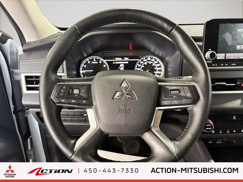 Mitsubishi Outlander SE Toit Pano Apple Carplay/Android Jante 18 Camér 2024-16