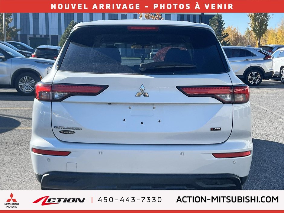 Mitsubishi Outlander ES AWC Carplay Android Auto Volant Chauffant Mags 2024-4