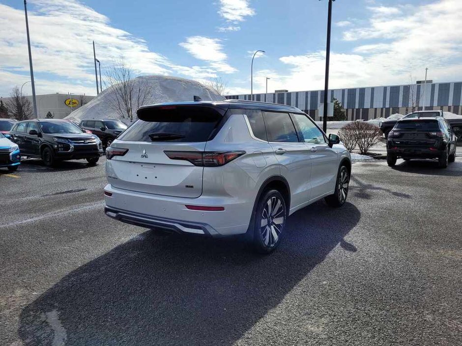 Mitsubishi Outlander GT S-AWC 2025-5