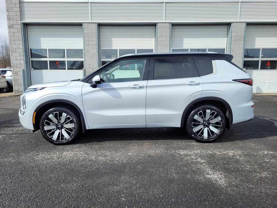 Mitsubishi Outlander GT S-AWC 2025-1