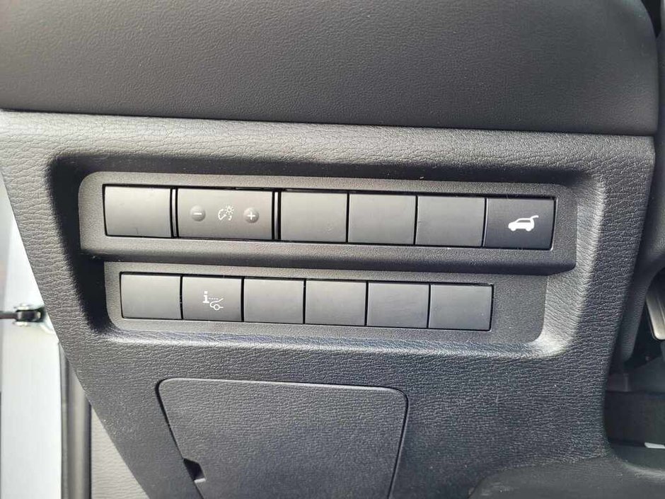 Mitsubishi Outlander GT S-AWC 2025-25