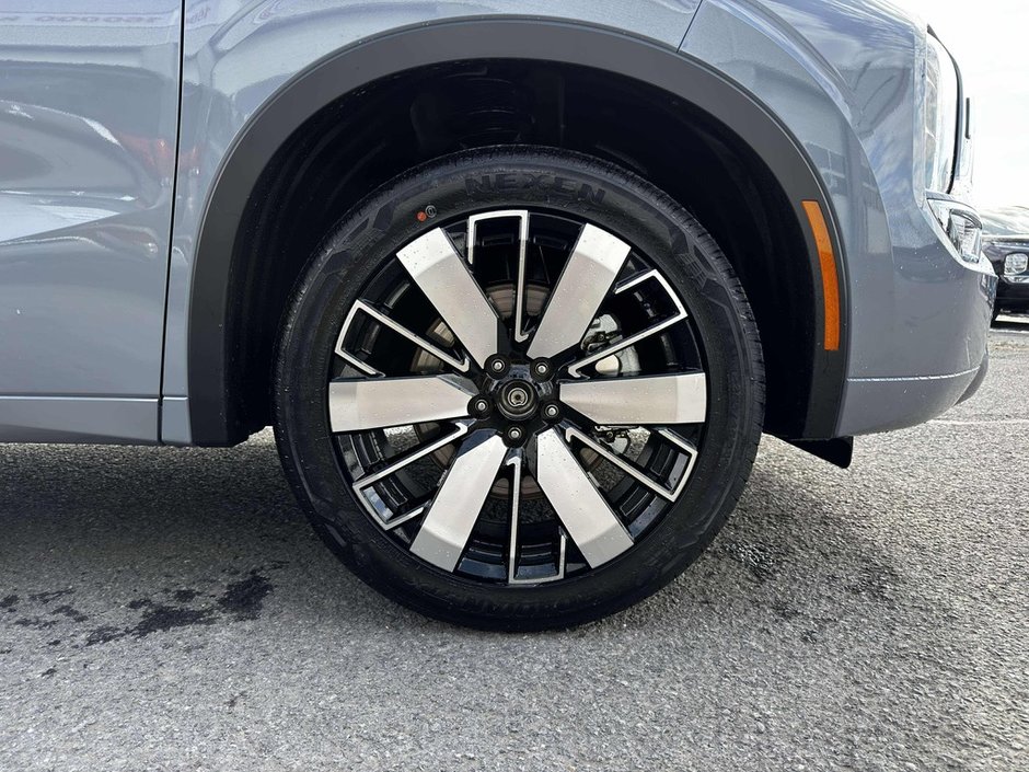2025 Mitsubishi Outlander GT S-AWC-6