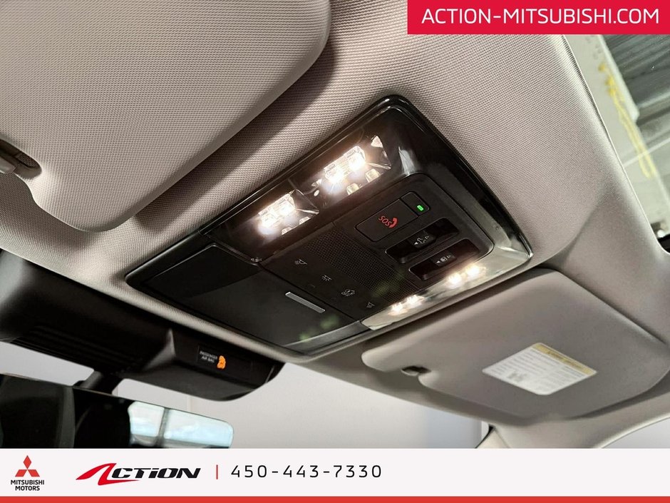 Mitsubishi Outlander GT S-AWC Cuir A/C 7 passagers Toit Panoramique 2025-19