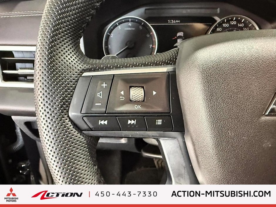 2025 Mitsubishi Outlander ES S-AWC 7 Passagers Carplay Android Auto Mags 18-17