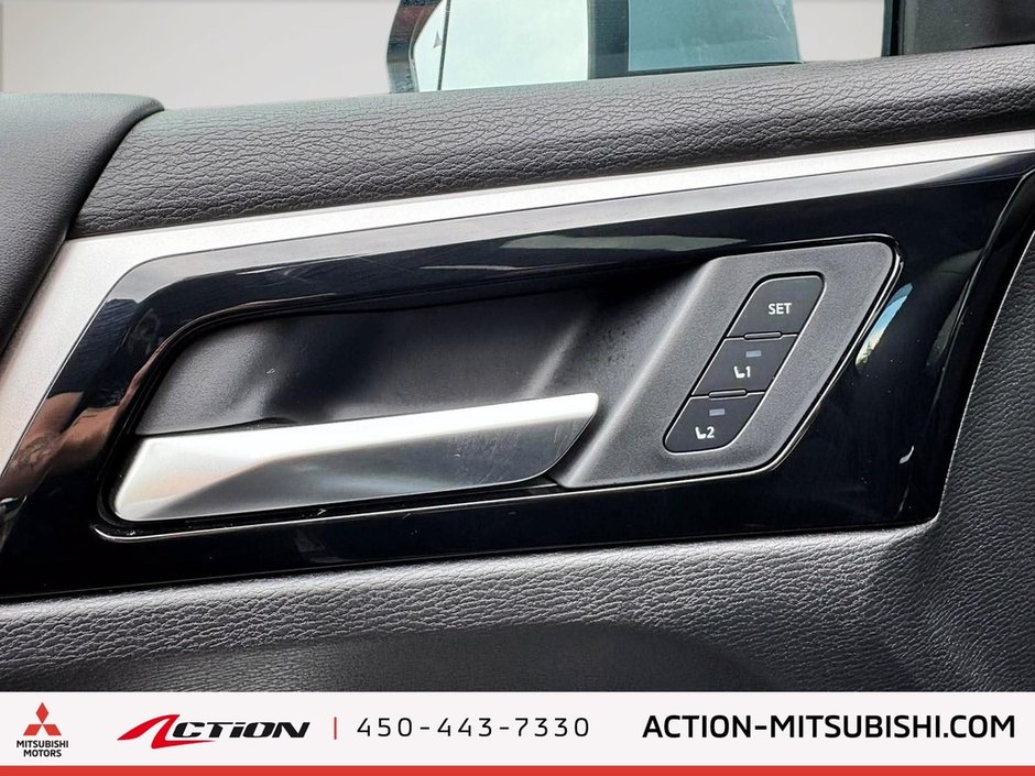 2025 Mitsubishi Outlander SEL S-AWC Toit Pano Cuir Carplay Sièges Ventillés-17