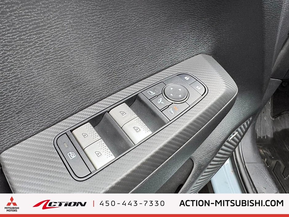 2025 Mitsubishi Outlander SEL S-AWC Toit Pano Cuir Carplay Sièges Ventillés-9