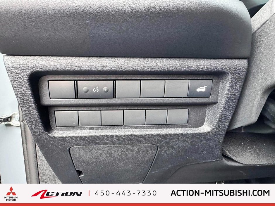 2025 Mitsubishi Outlander SEL S-AWC Toit Pano Cuir Carplay Sièges Ventillés-29