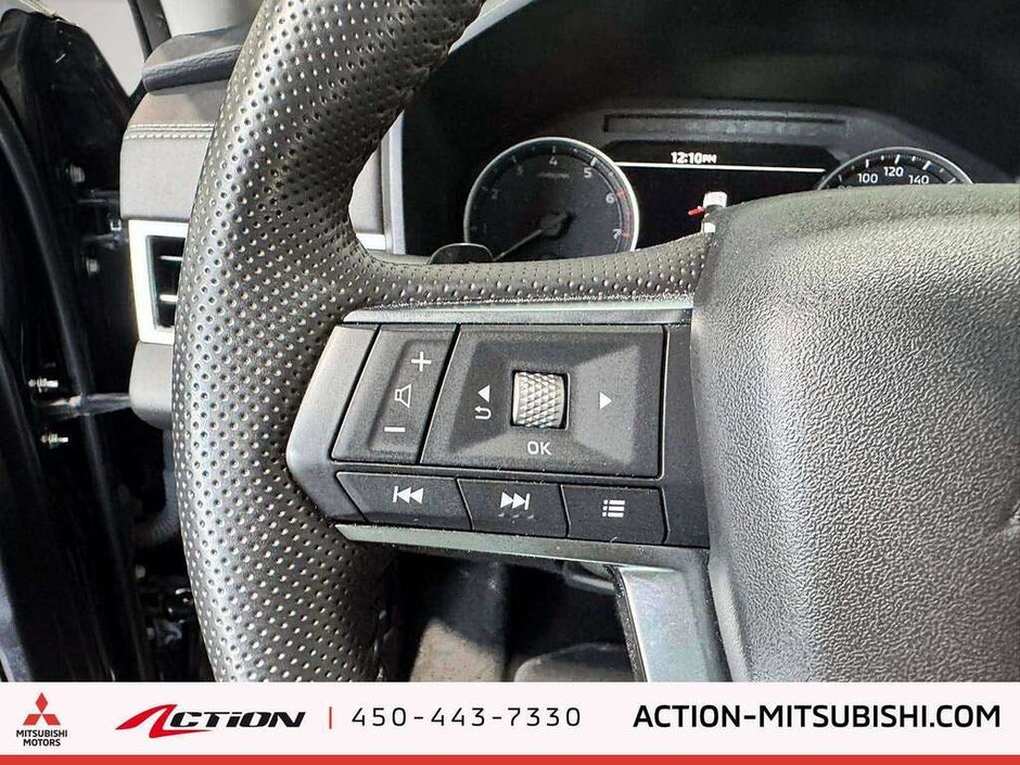 2025 Mitsubishi Outlander ES S-AWC 7 Passagers Carplay Android Auto Mags 18-18