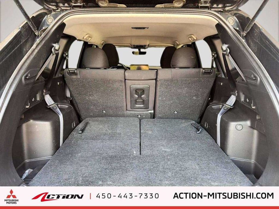 2025 Mitsubishi Outlander ES S-AWC 7 Passagers Carplay Android Auto Mags 18-12
