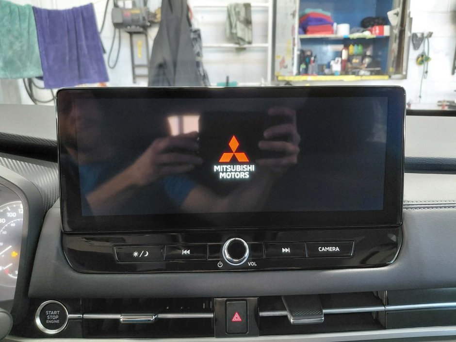 2026 Mitsubishi Outlander ES S-AWC-12