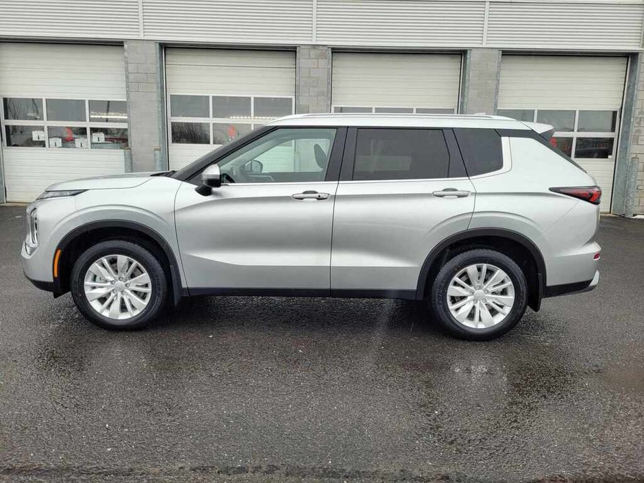 2026 Mitsubishi Outlander SE S-AWC-1