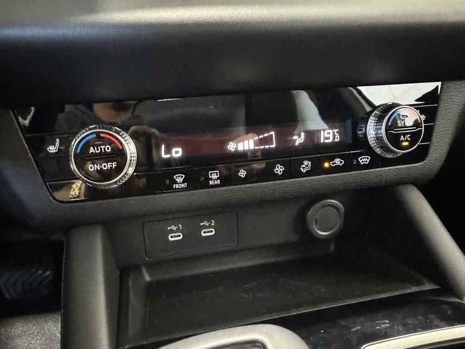 2026 Mitsubishi Outlander ES S-AWC-13