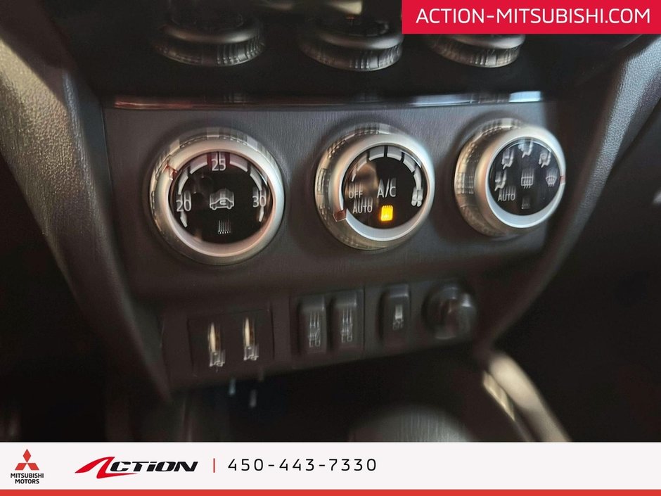 Mitsubishi RVR ES Carplay Android Auto Caméra de Recul A / C 2021-21