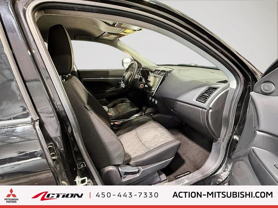 2021 Mitsubishi RVR SE AWC Carplay Android Auto Sièges Chauffants Mags-14