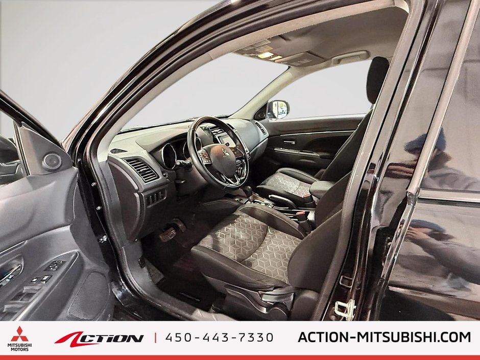 2021 Mitsubishi RVR SE AWC Carplay Android Auto Sièges Chauffants Mags-10