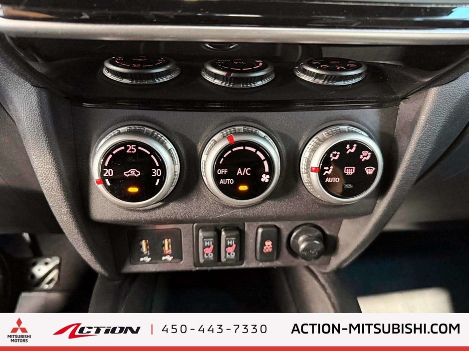 2022 Mitsubishi RVR LE-21