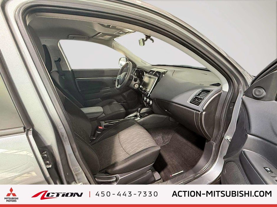 2022 Mitsubishi RVR ES-15
