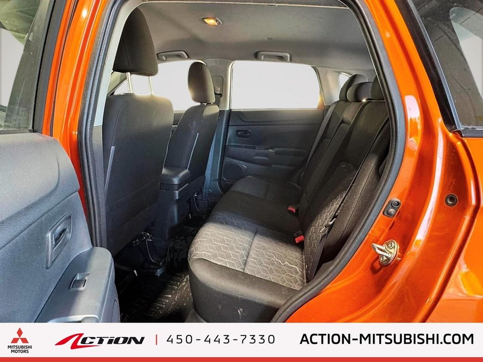 2022 Mitsubishi RVR ES AWC Carplay Android Auto  Sièges Chauffants-11