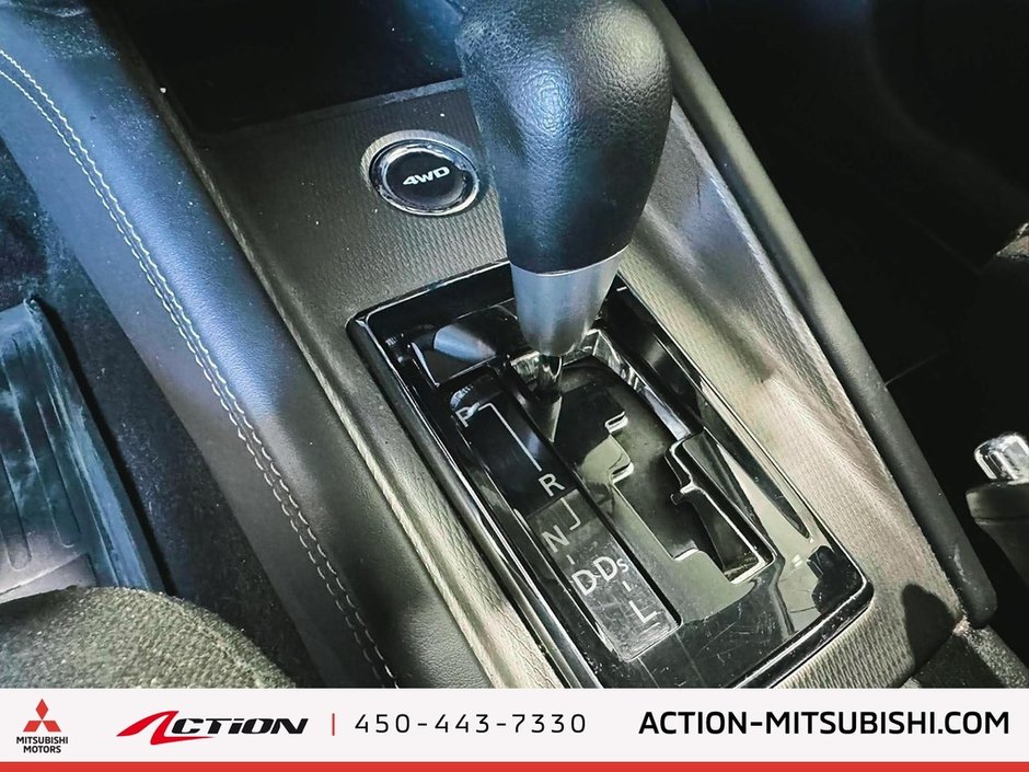 2022 Mitsubishi RVR ES AWC Carplay Android Auto  Sièges Chauffants-23