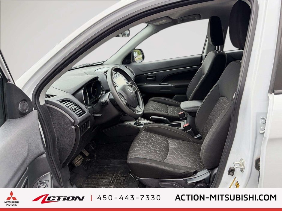 2022 Mitsubishi RVR ES AWC Carplay Android Auto  Sièges Chauffants-8