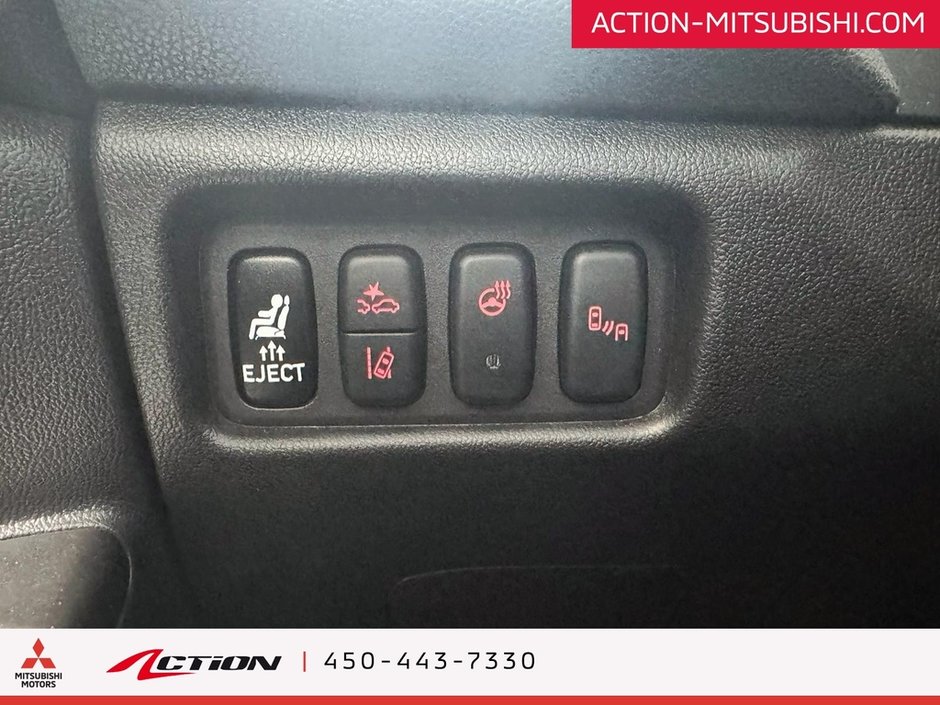 Mitsubishi RVR GT AWC TOIT PANO CUIR APPLE CARPLAY MAGS 18 PO 2023-25