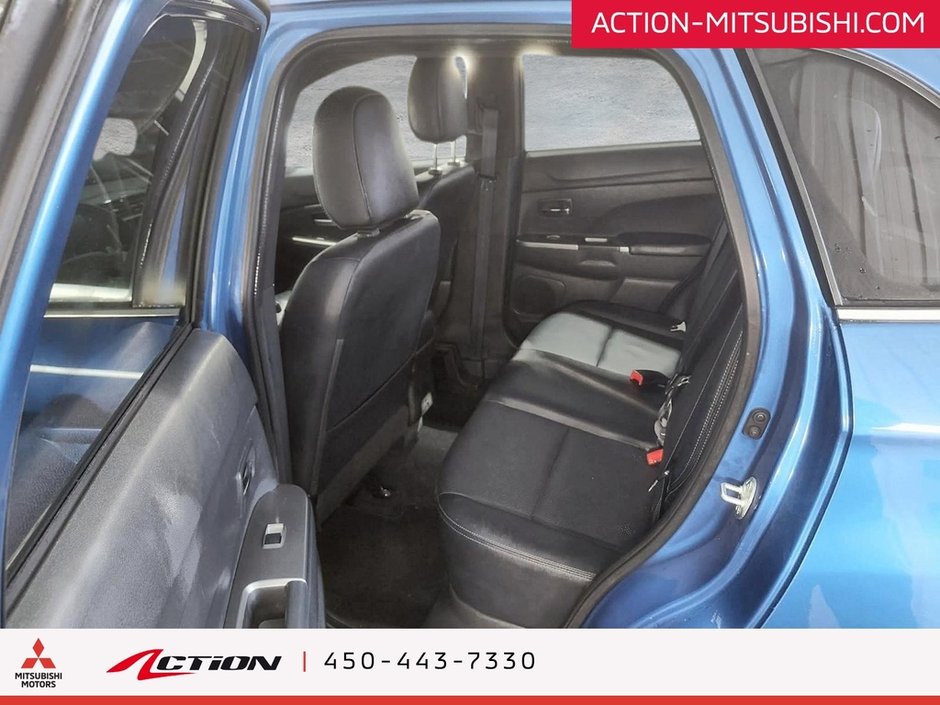 Mitsubishi RVR GT AWC Toit Pano Cuir Rockford Fosgate Mags 2023-11