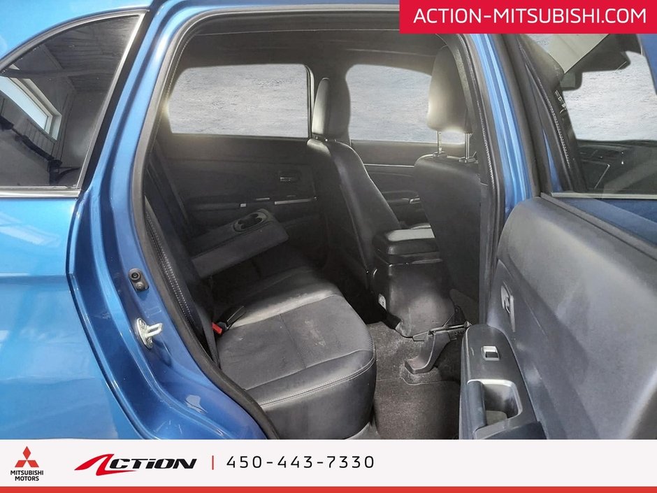 Mitsubishi RVR GT AWC Toit Pano Cuir Rockford Fosgate Mags 2023-14