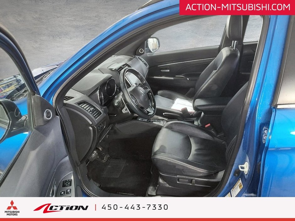 Mitsubishi RVR GT AWC Toit Pano Cuir Rockford Fosgate Mags 2023-10