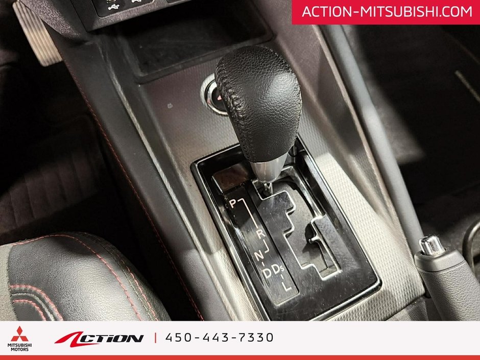 2023 Mitsubishi RVR SEL AWC Caplay Android Auto Sièges Chauffants Mags-20