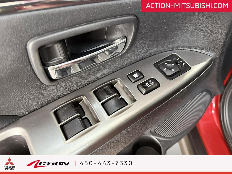 2023 Mitsubishi RVR SEL AWC Caplay Android Auto Sièges Chauffants Mags-14