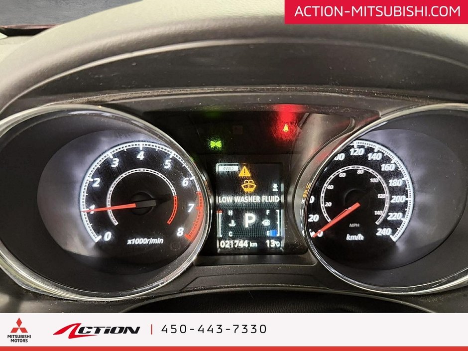 2023 Mitsubishi RVR SEL AWC Caplay Android Auto Sièges Chauffants Mags-16