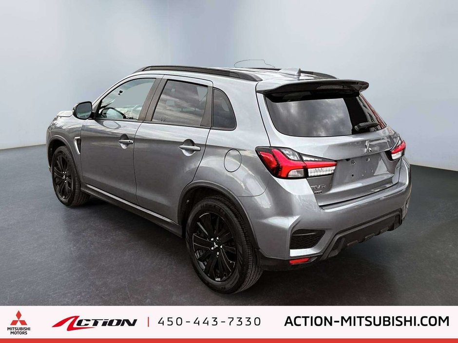 2023 Mitsubishi RVR LE-1