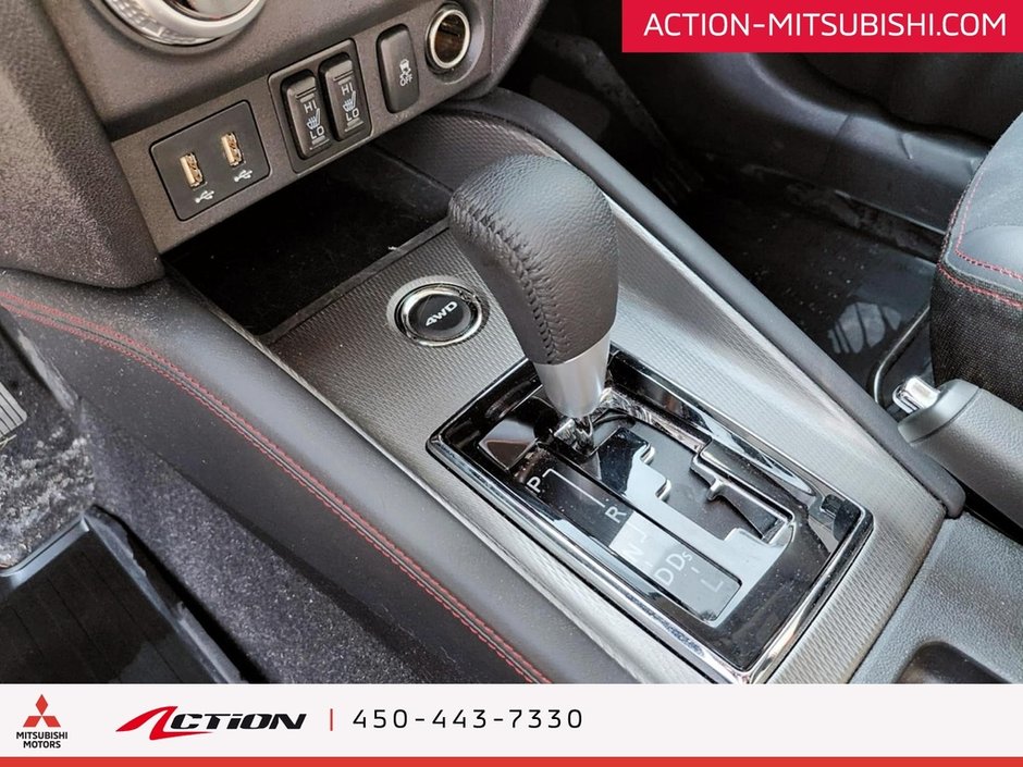 2024 Mitsubishi RVR SEL AWC VOLANT CHAUFFANT CARPLAY MAGS 18PO A/C-22