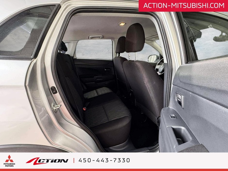 Mitsubishi RVR SE S-AWC Apple Carplay Android Auto Mags 16 2024-16