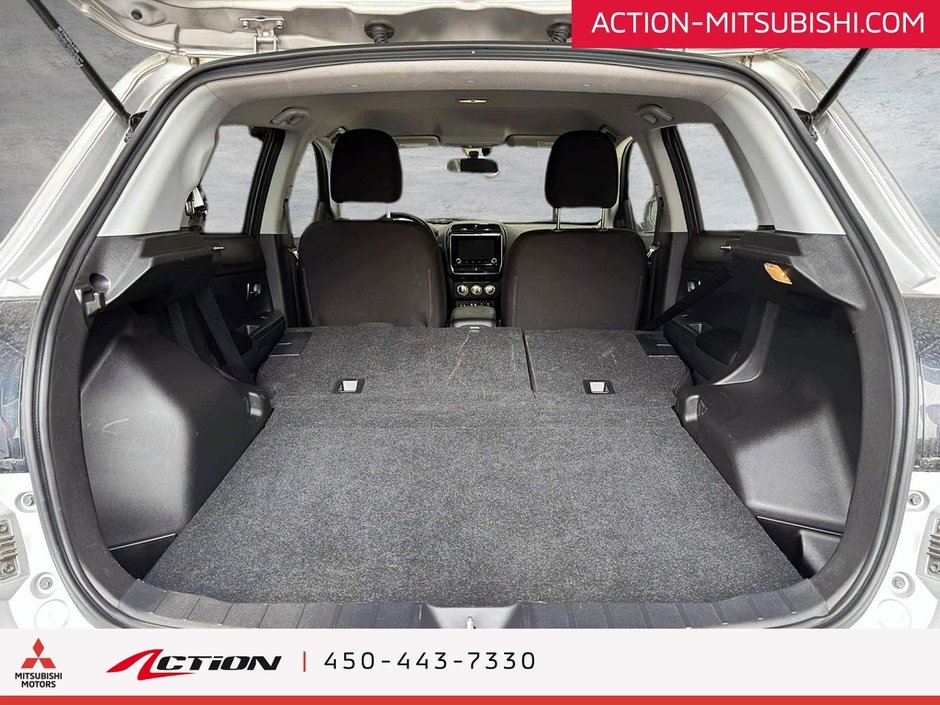 Mitsubishi RVR SE S-AWC Apple Carplay Android Auto Mags 16 2024-15