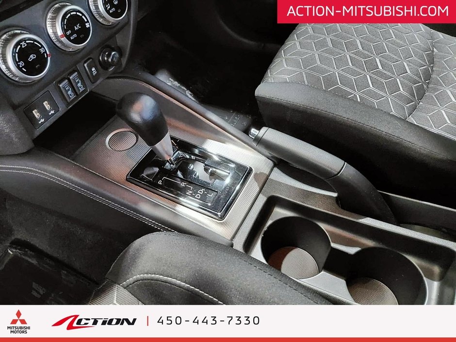 Mitsubishi RVR ES Carplay Android Auto Air Climatisé Mags 2024-23