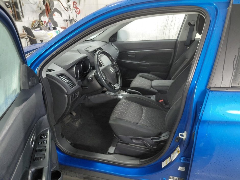 Mitsubishi RVR SE AWC Carplay Android Auto Sièges Chauffants Mags 2024-18