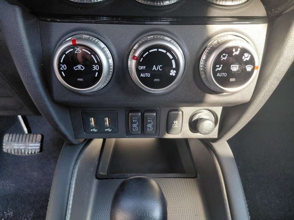 Mitsubishi RVR ES AWC Garantie 10 ans / 160,000 km 2025-27