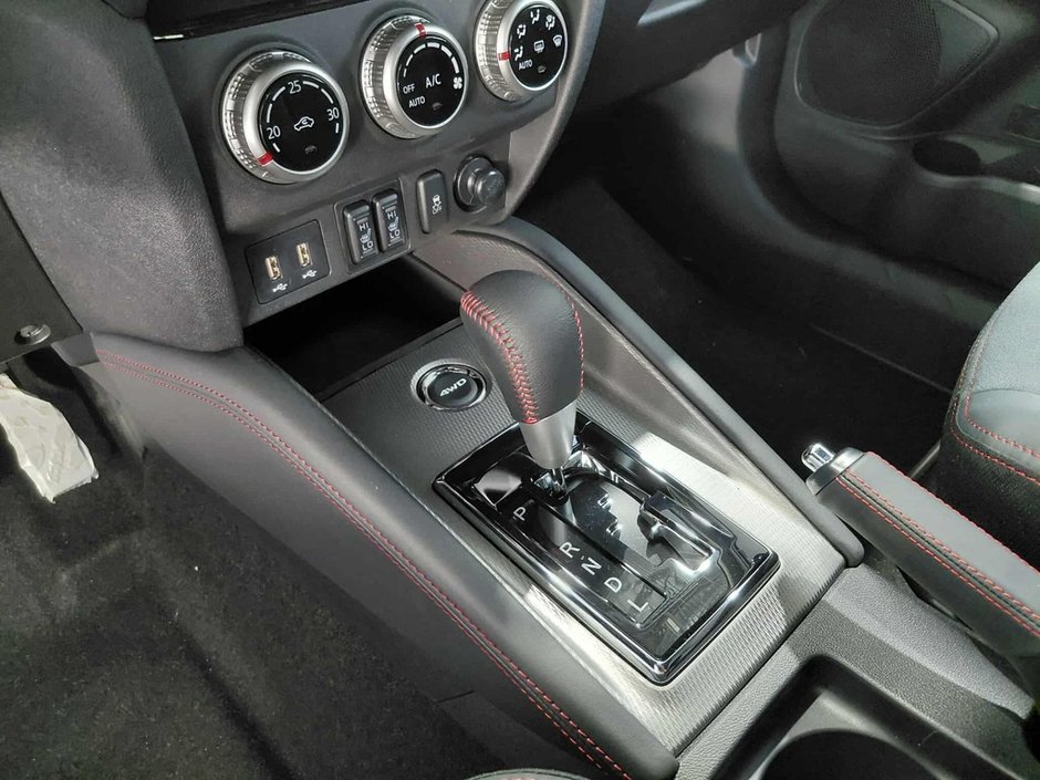 Mitsubishi RVR NOIR AWC 2025-30