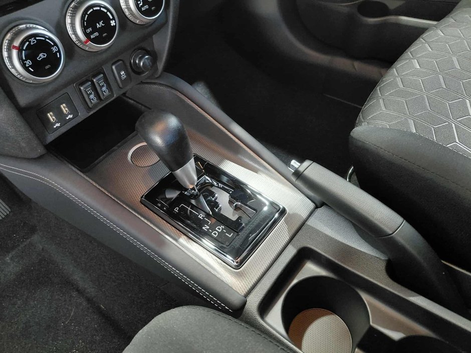 2025 Mitsubishi RVR SE AWC Garantie 10ans/160,000km-10
