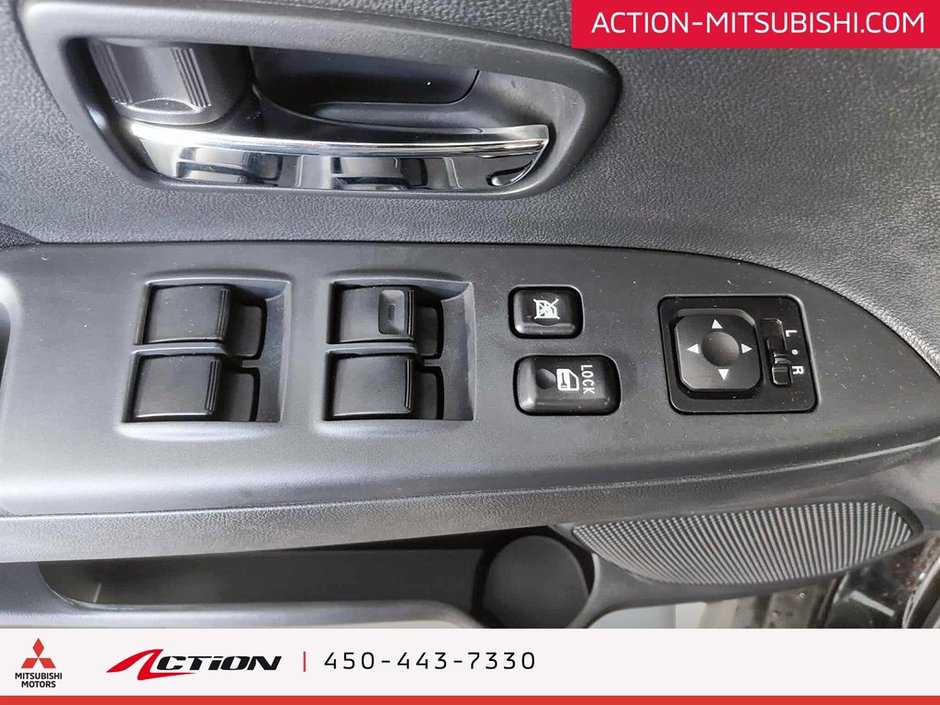 Mitsubishi RVR SE AWC Carplay Android Auto Sièges Chauffants Mags 2025-14