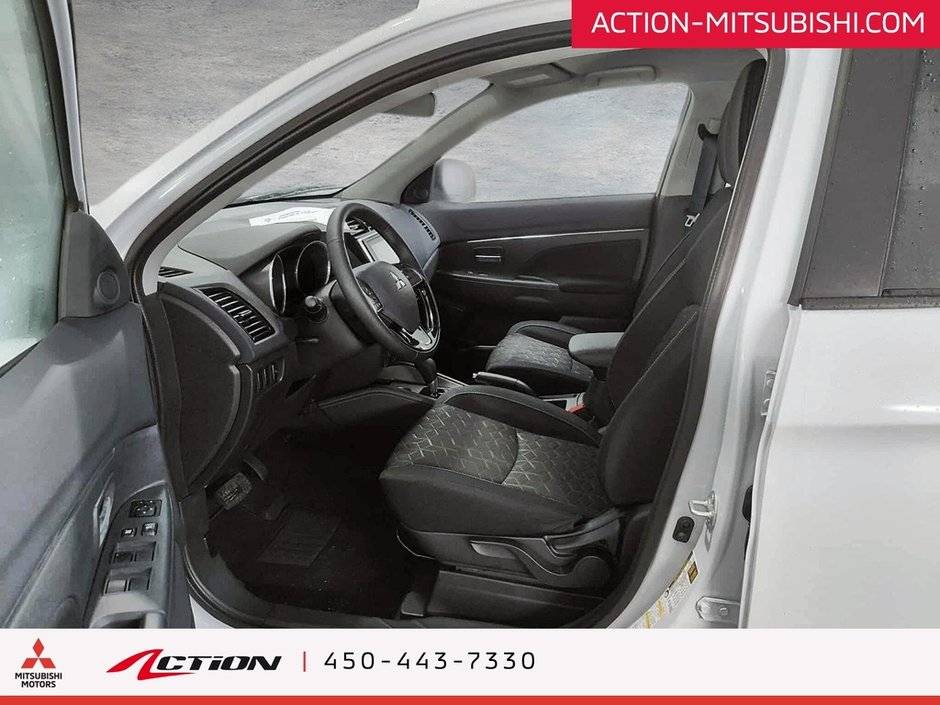 Mitsubishi RVR SE AWC Apple Carplay Android Auto Mags 16 2025-9