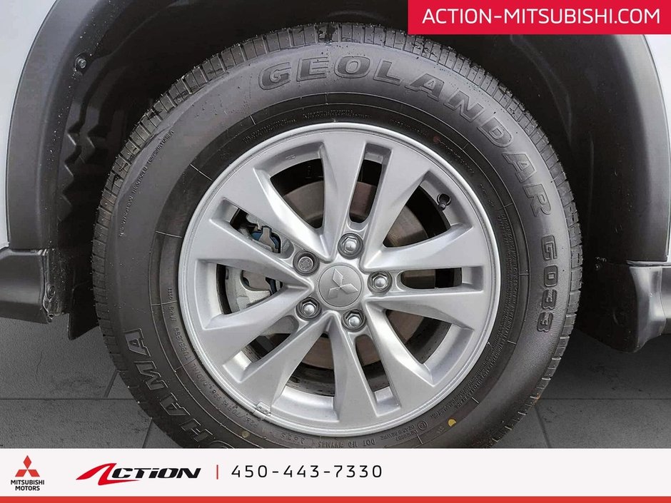 Mitsubishi RVR SE AWC Apple Carplay Android Auto Mags 16 2025-8