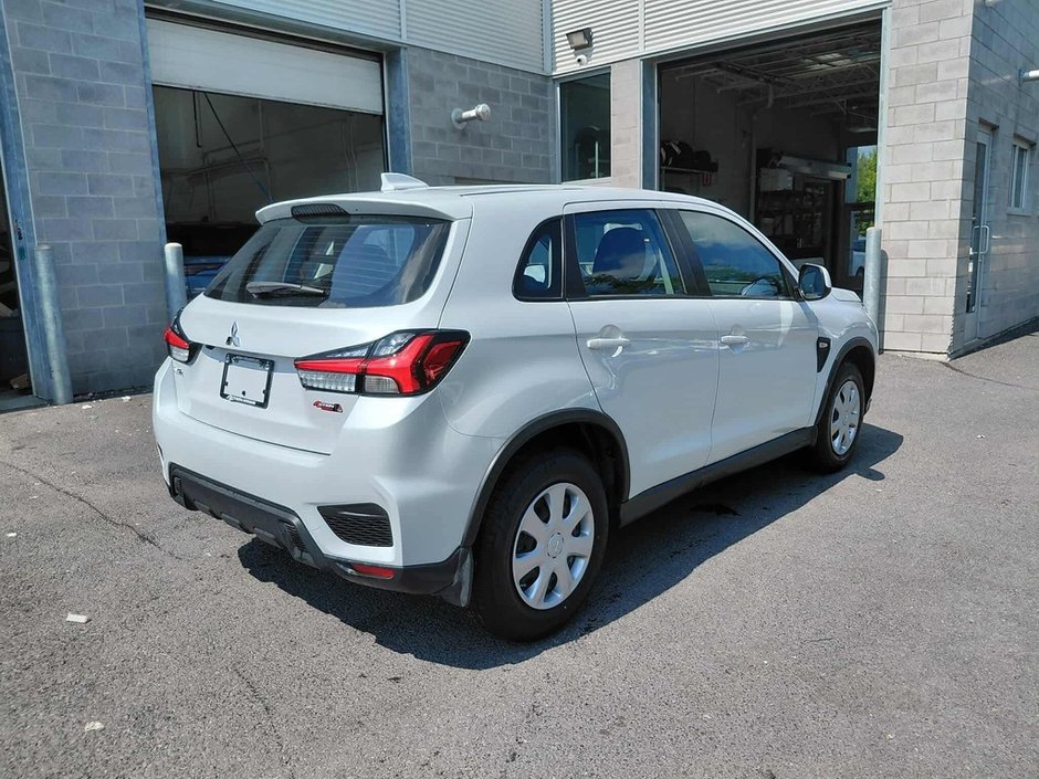 2025 Mitsubishi RVR ES FWD-5